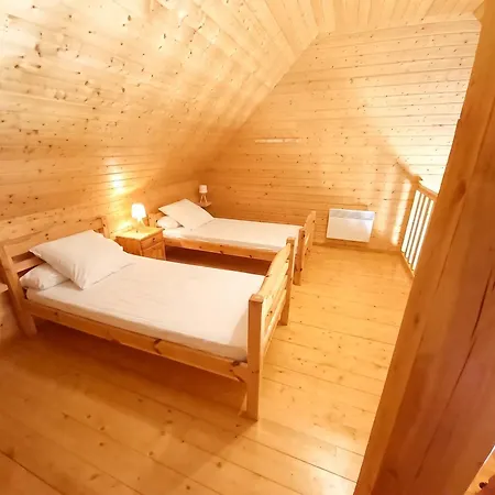 Chalet à Saint-gènes-champespe Avec Parking Privé *