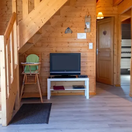à Saint-gènes-champespe Avec Parking Privé Chalet *